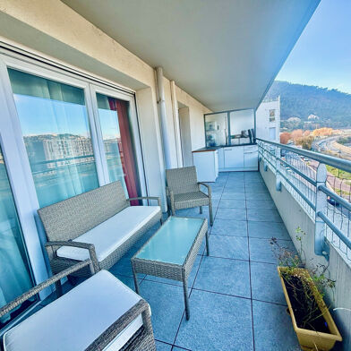 Appartement 3 pièces 1200 €