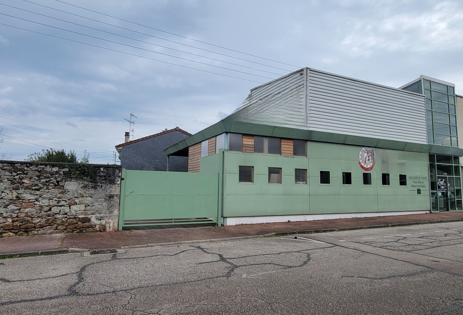 local commercial et stockage — photo 1