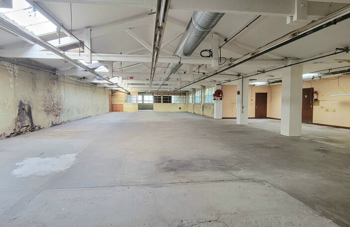 local commercial et stockage — photo 2