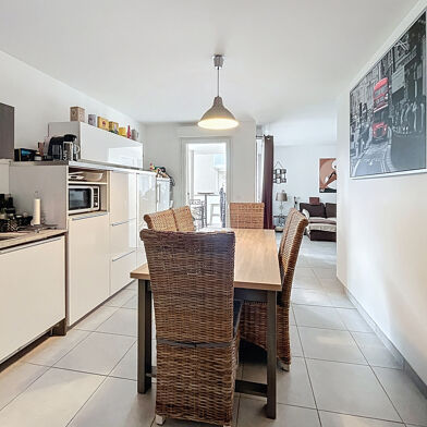 Appartement 4 pièces 245000 €