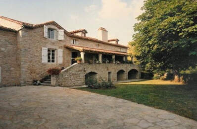 BELLE PROPRIETE EN PIERRE IDEAL GITE OU MAISON DE FAMILLE — photo du bien