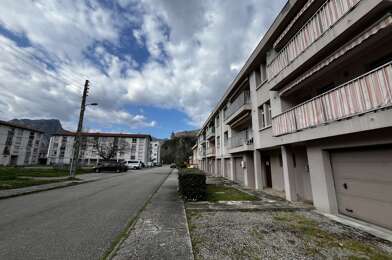 Appartement 3 pièces 99000 €