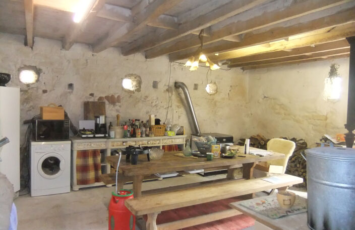 ancien moulin d'eau au calme avec 3ha un bien très rare — photo 2