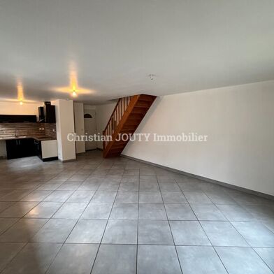 Appartement 3 pièces 960 €