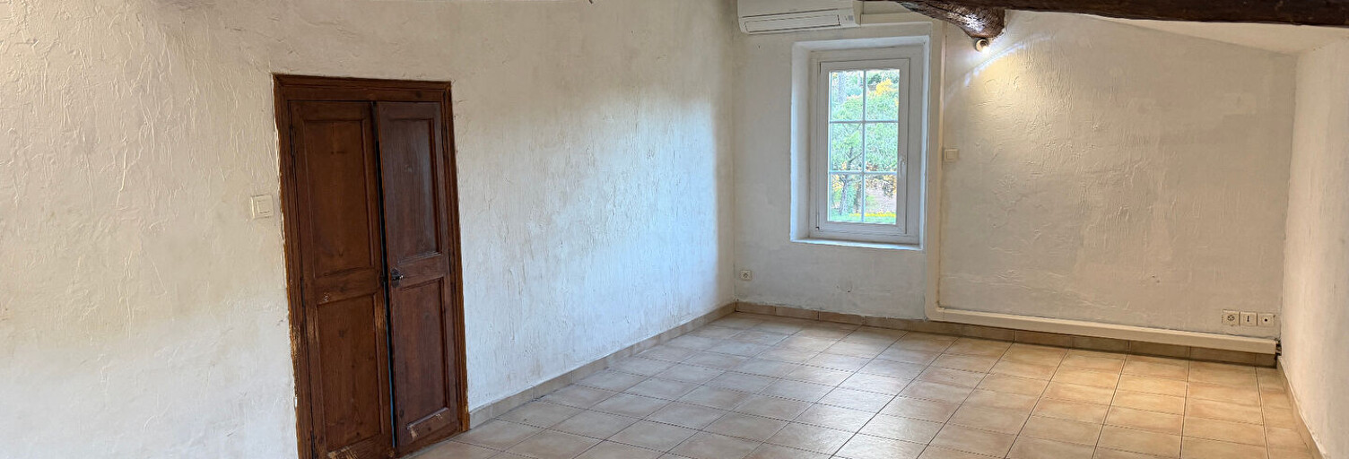 Appartement 1 Pièce 29 m² à louer à Roquebrune-sur-Argens (83520)