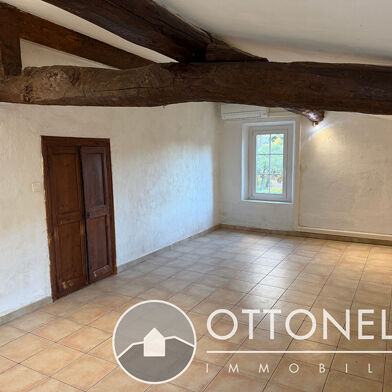 Appartement 1 pièces 640 €