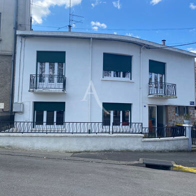 Appartement 4 pièces 735 €