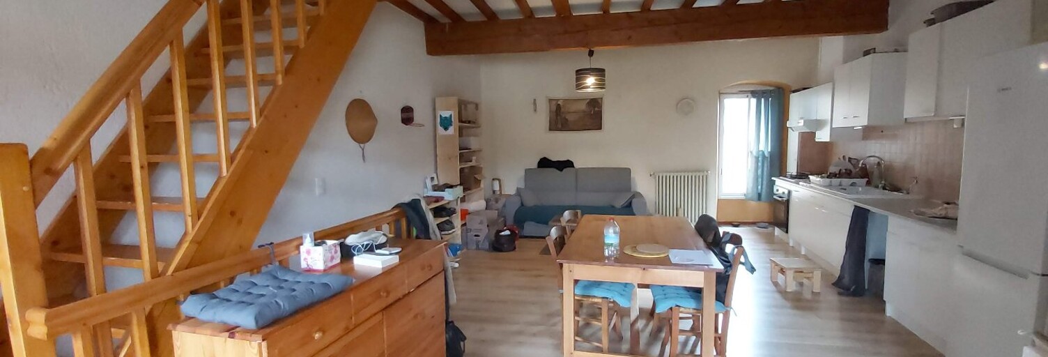 Maison 4 Pièces 100 m² à louer à Rieux-de-Pelleport (09120)