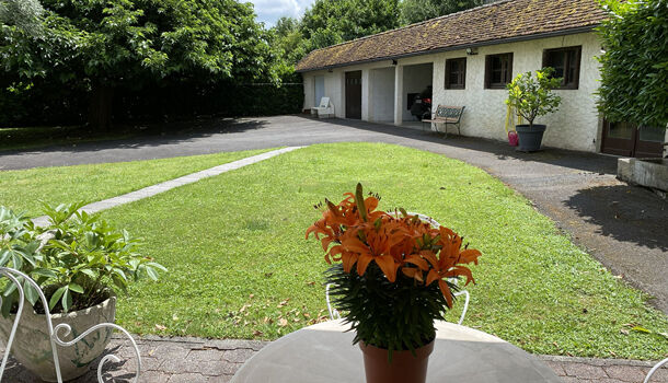 Villa / Maison 9 pièces  à vendre Laroin 64110