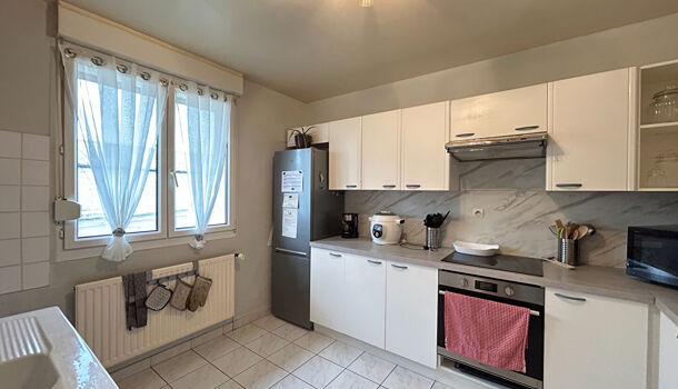 Villa / Maison 6 pièces  à louer Nogent-l'Abbesse 51420