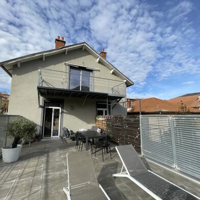 Appartement 4 pièces 293000 €