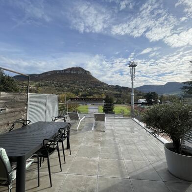 Appartement 4 pièces 278000 €