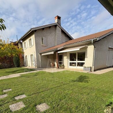 Maison 7 pièces 349000 €