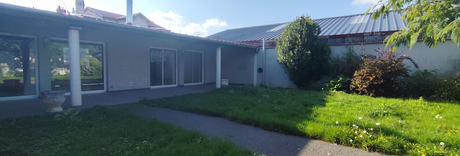 Maison 5 Pièces 385 m² à vendre à Mailly-le-Camp (10230)