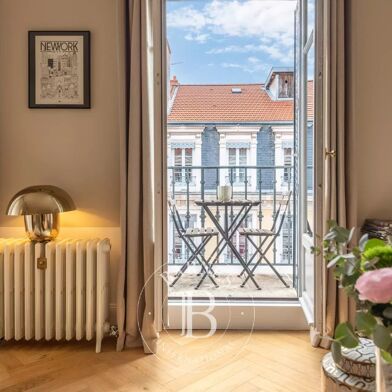 Appartement 4 pièces 1145000 €