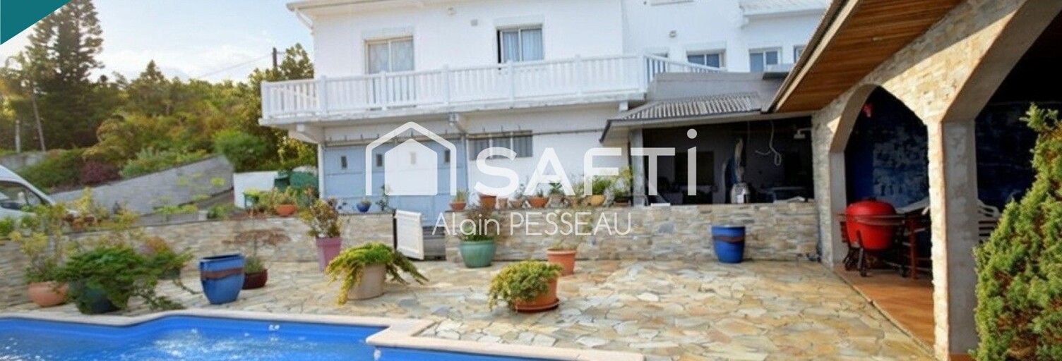 Maison 10 Pièces 206 m² à vendre à Petite-Île (97429)