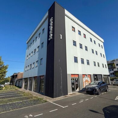 Bureau 3 pièces 274800 €