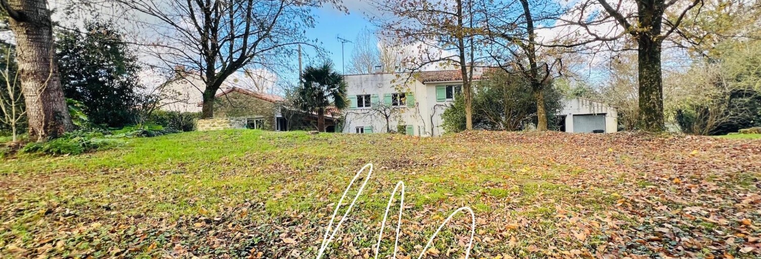 Maison 7 Pièces 153 m² à vendre à Saint-Étienne-du-Bois (85670)