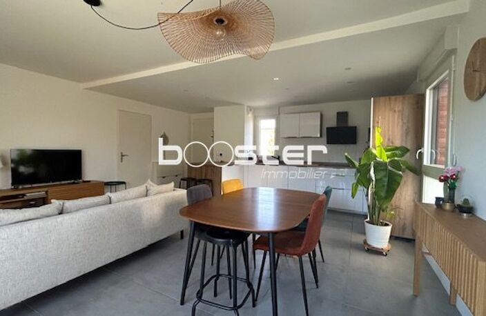 Villa — photo 2
