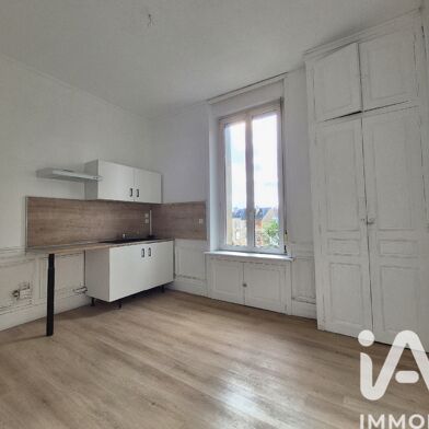 Appartement 3 pièces 710 €
