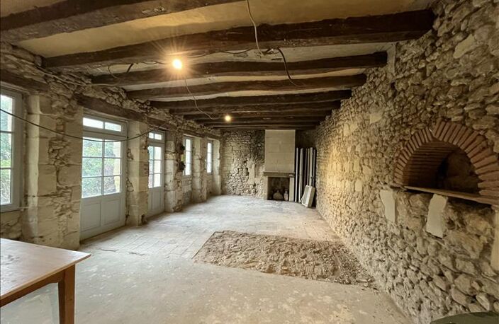 Maison en pierre de 4 pièces principales — photo 2
