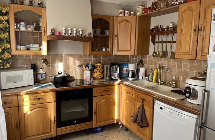 Vente maison 6 pièces 136 m² Châteaumeillant (18370) — photo 5
