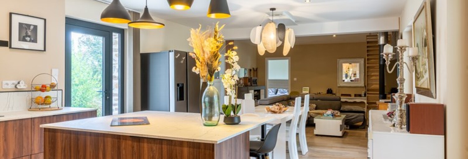 Maison 7 Pièces 162 m² à vendre à Saint-Yrieix-la-Perche (87500)