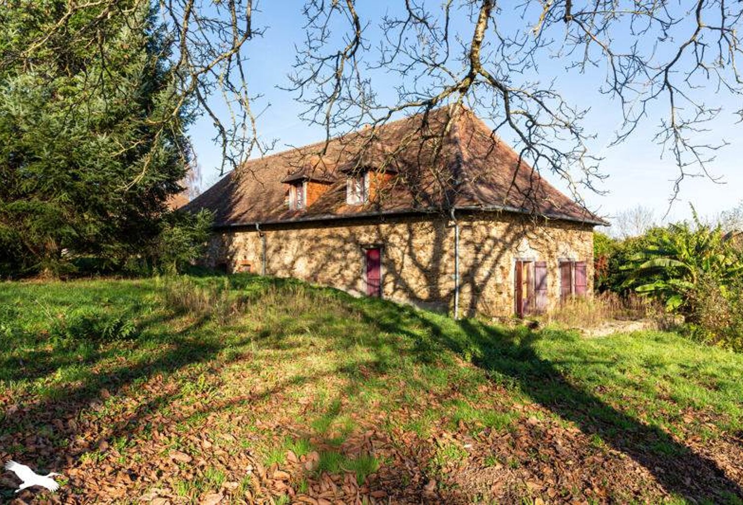 Maison en pierre de 5 pièces principales — photo 1