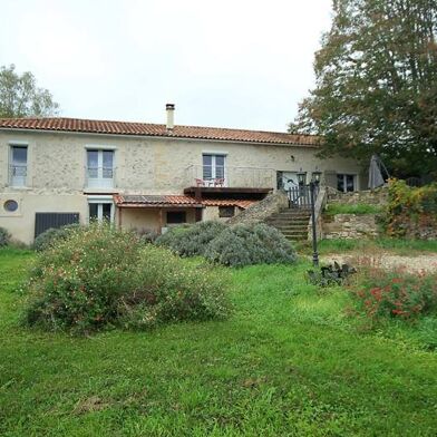 Maison 7 pièces 296520 €