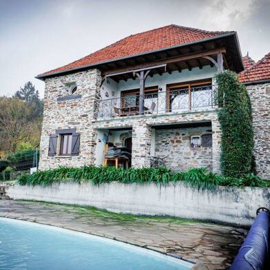 Maison 5 pièces 328290 €