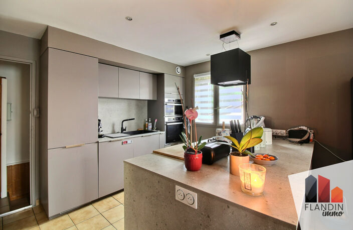 À vendre - Maison familiale avec piscine — photo 2