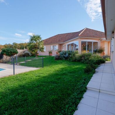 Maison 4 pièces 431730 €