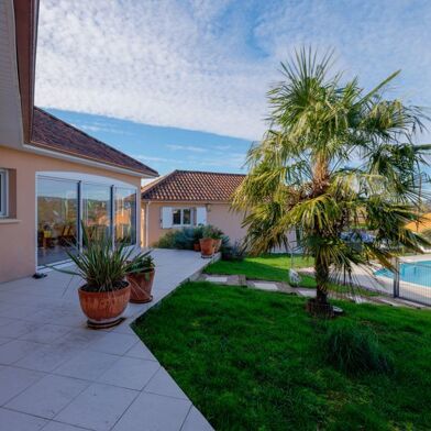 Maison 4 pièces 431730 €