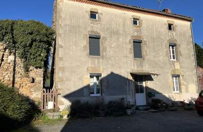 Maison de bourg de 7 pièces principales — photo du bien