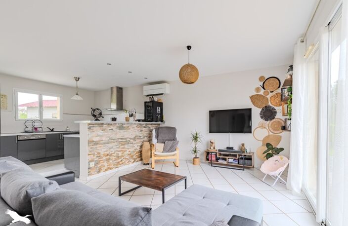 Contemporaine de 5 pièces principales — photo 2