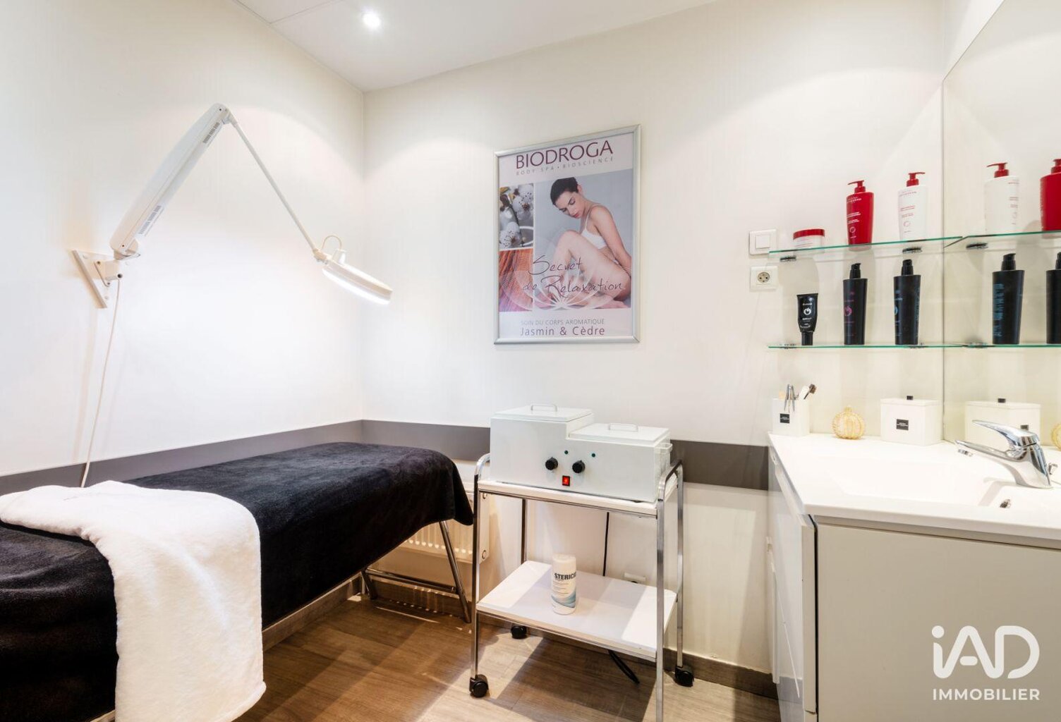 Vente Local d'activités 43 m&sup2; — photo 1