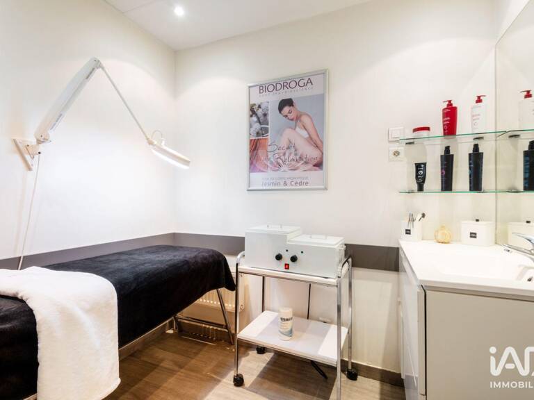 Vente Local d'activités 43 m&sup2; — photo 1