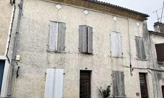 Immeuble   m² à vendre à Sauveterre-de-Guyenne (33540)
