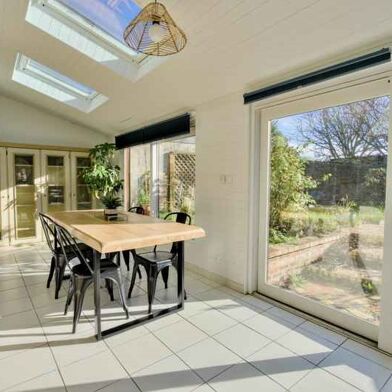 Maison 6 pièces 296520 €