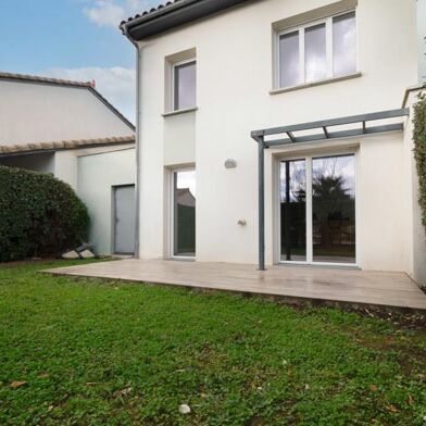 Maison 4 pièces 251904 €