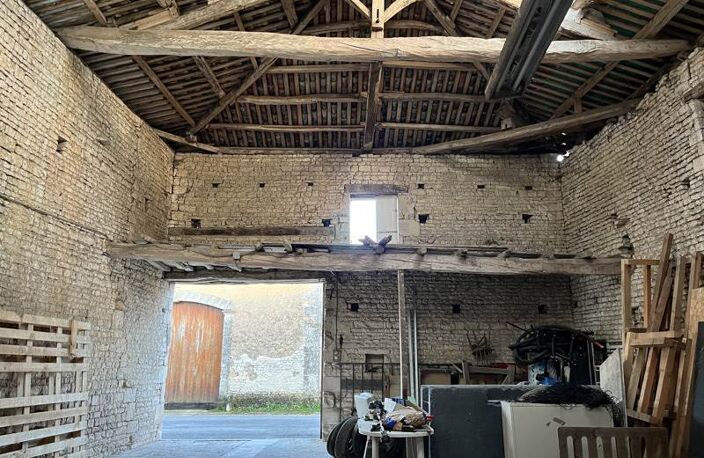 Grange de 1 pièces principales — photo 2