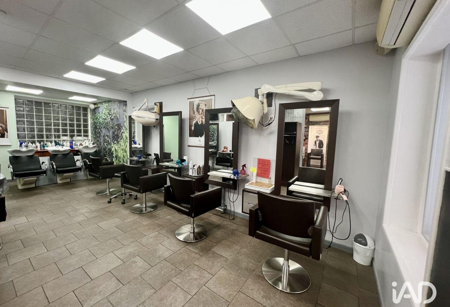 Vente Boutique/Local commercial 70 m&sup2; — photo 1
