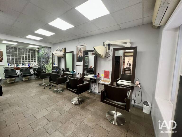 Vente Boutique/Local commercial 70 m&sup2; — photo 1