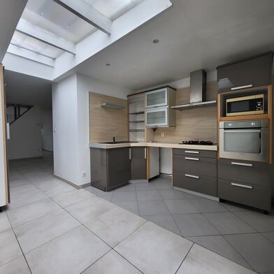 Maison 4 pièces 755 €