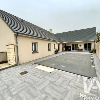 Maison 8 pièces 313800 €