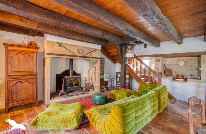 Maison en pierre de 4 pièces principales — photo 2