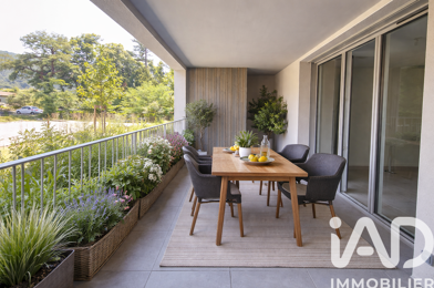 Appartement 3 pièces 275000 €