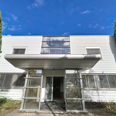 Commerce  580000 €