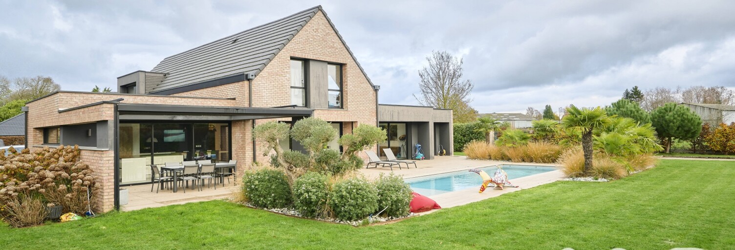 Maison 6 Pièces 250 m² à vendre à Camphin-en-Pévèle (59780)