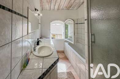 Appartement 3 pièces 126000 €